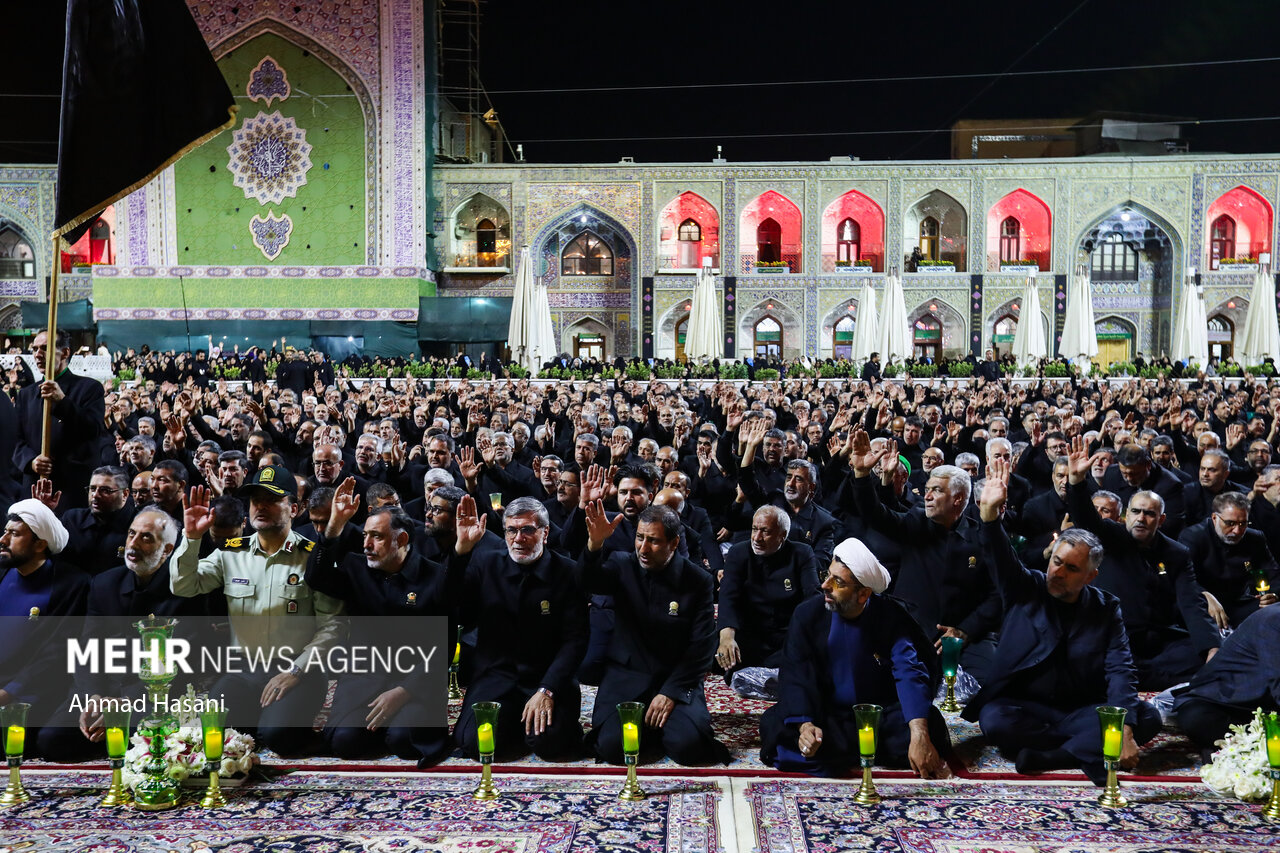 شام غریبان حسینی در حرم مطهر امام رضا(ع)