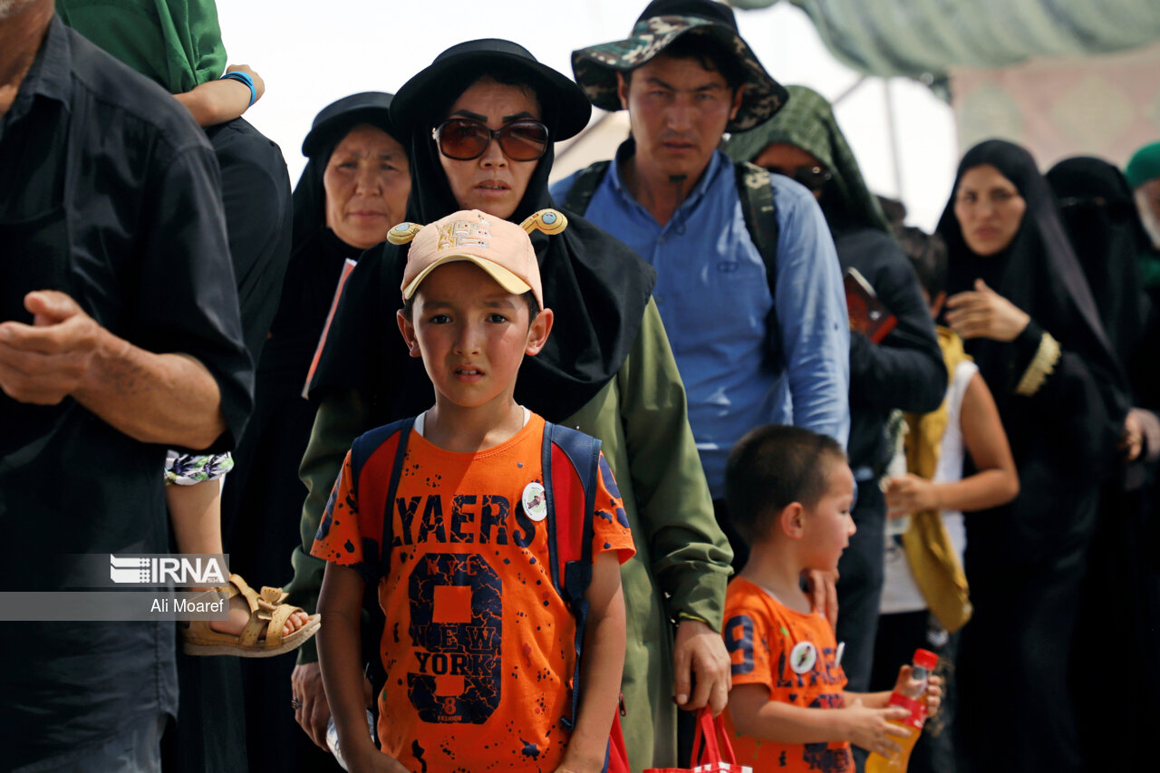 زائران خارجی اربعین در مرز چذابه