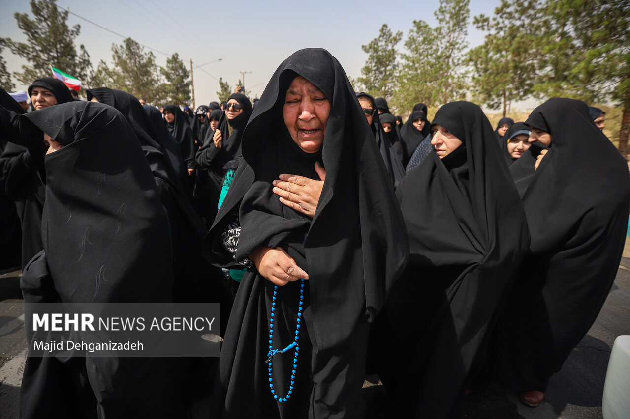 تشییع پیکر دانشمند هسته‌ای شهید اکبر مطلبی‌زاده