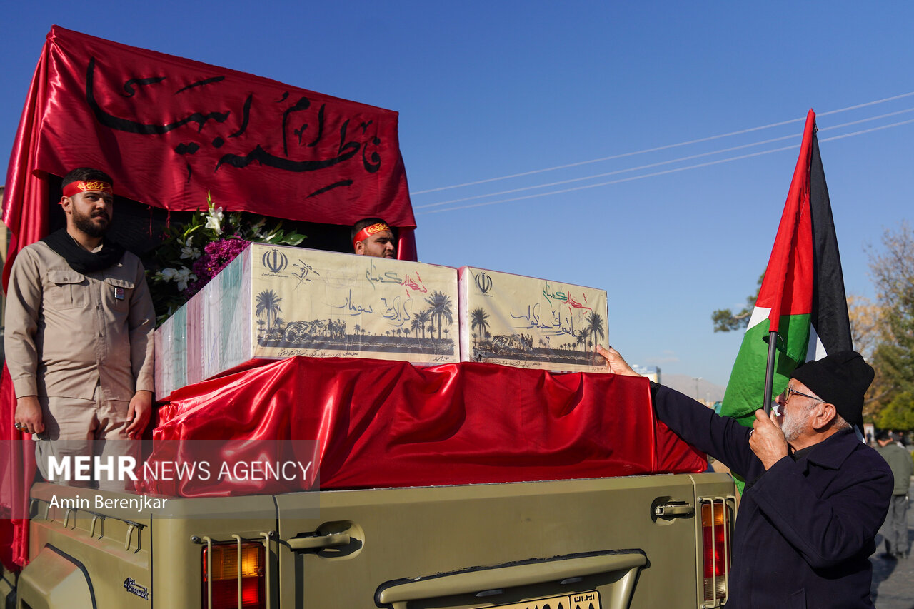 تشییع پیکر مطهر ۳۰۰ شهید گمنام دفاع مقدس در سراسر کشور