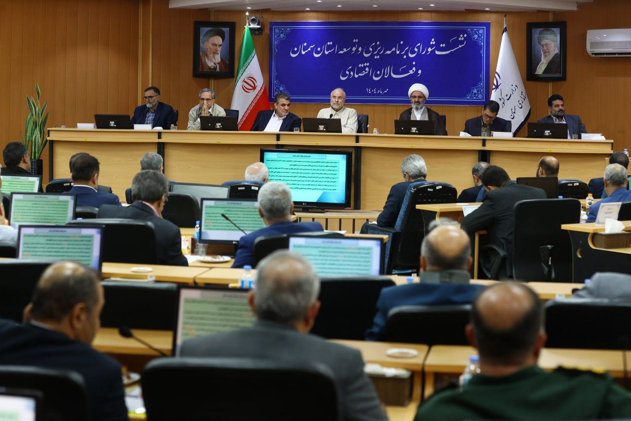 قالیباف در جلسه اقتصادی در سمنان