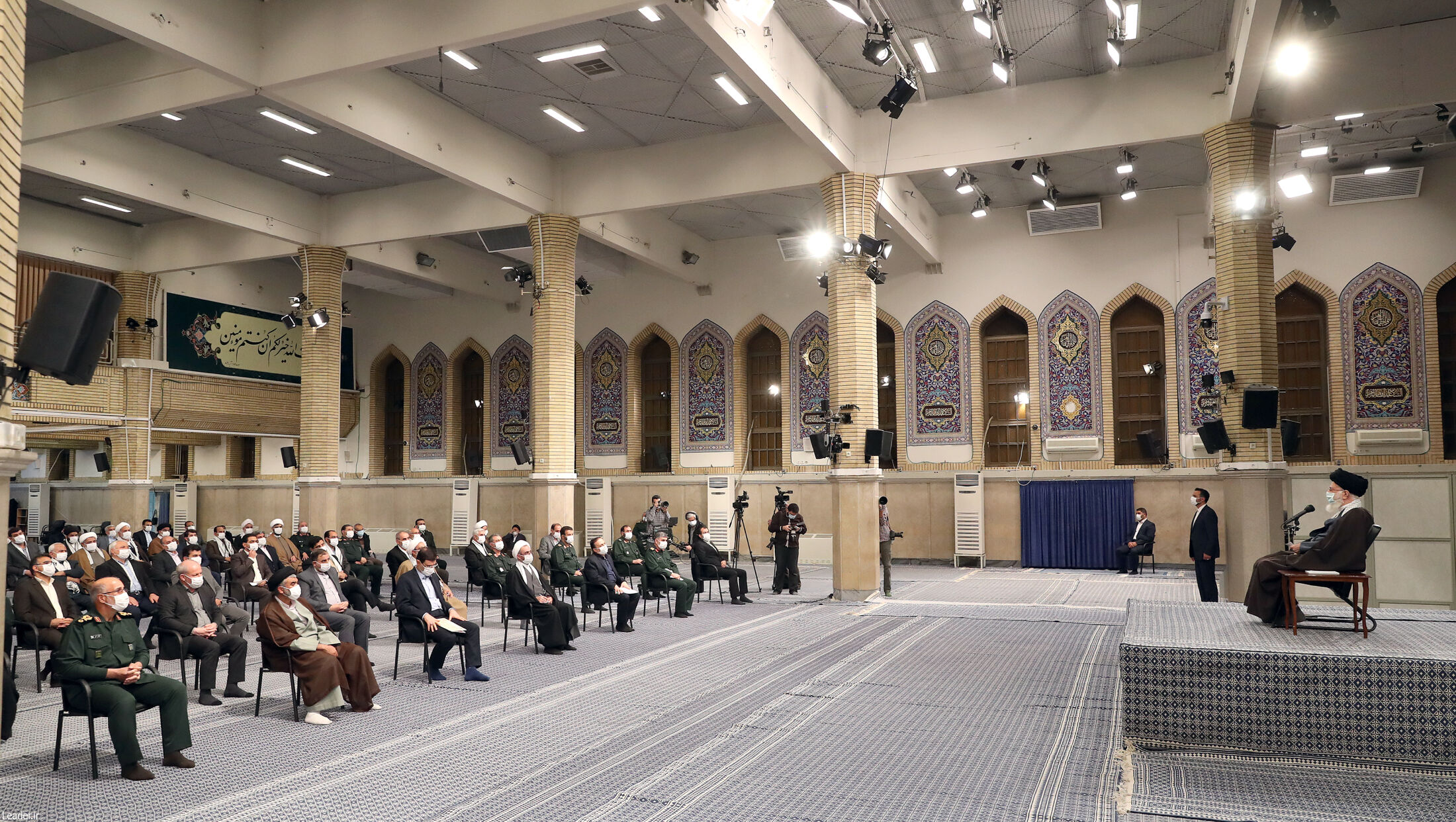 دیدار دست‌اندرکاران کنگره‌ شهدای ایلام با رهبر انقلاب