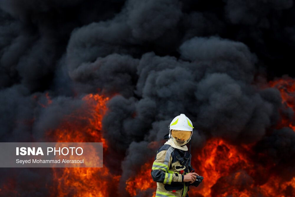 مانور آمادگی و مراسم پاسداشت آتش‌نشانی