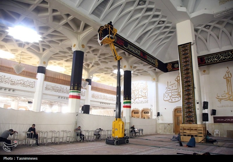 حرم حضرت معصومه(س) سیاهپوش عزای اباعبدالله(ع) شد