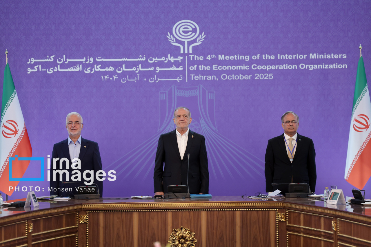 پزشکیان در نشست وزیران «اکو»