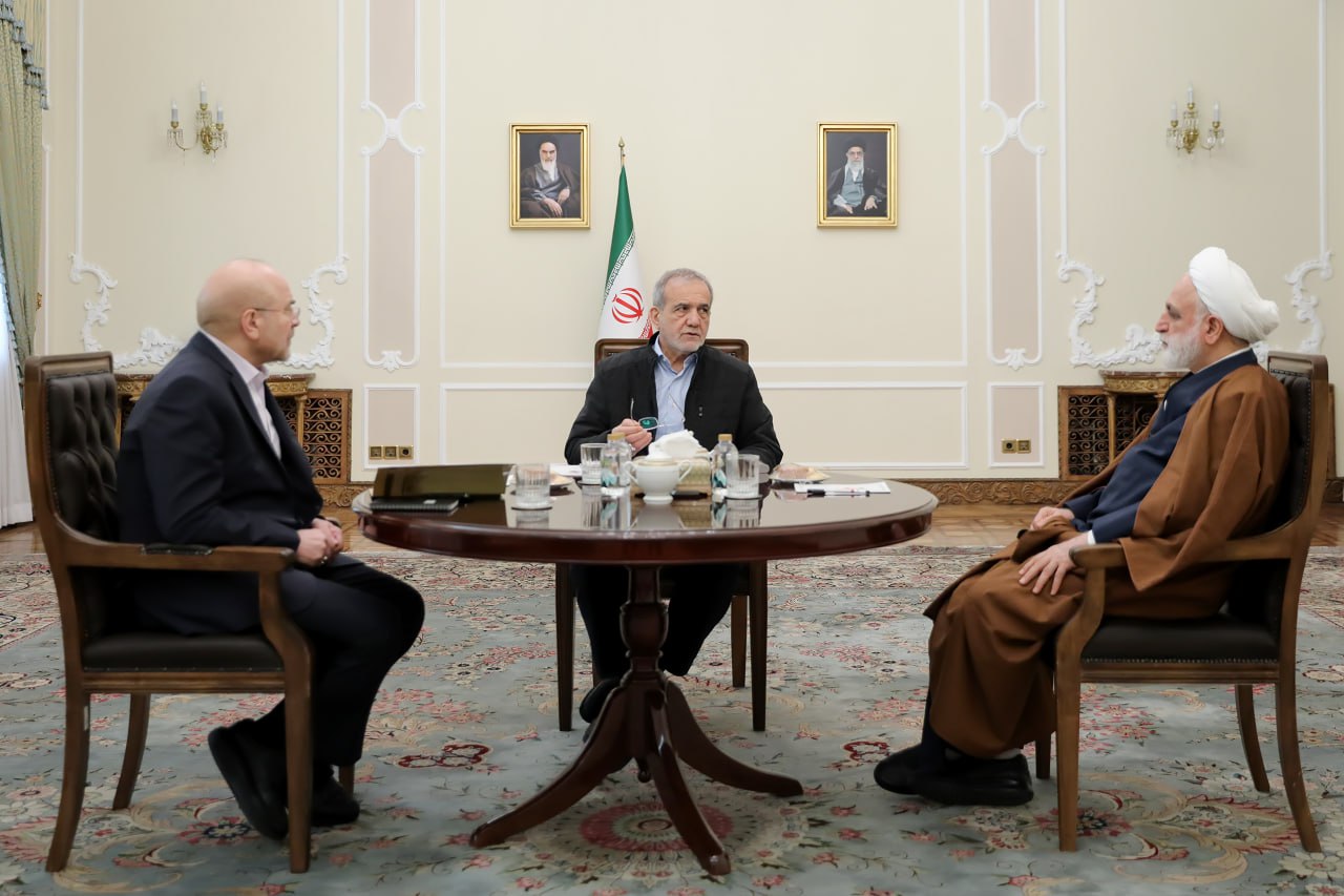 برگزاری جلسه سران قوا 