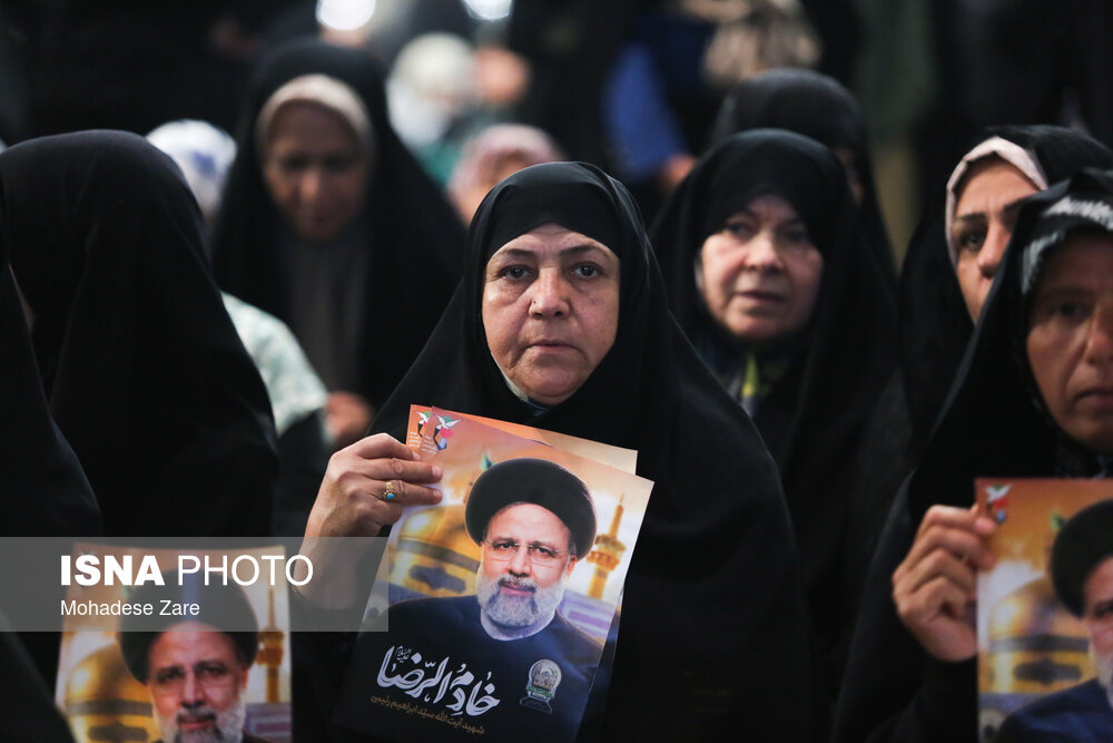 مراسم گرامیداشت اولین سالگرد شهدای پرواز در حرم مطهر رضوی