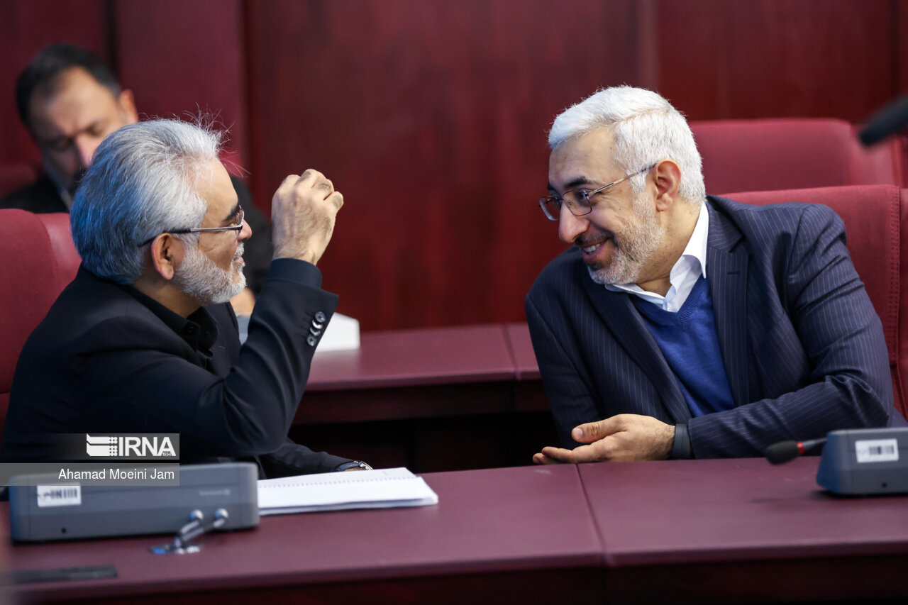 رونمایی از رصدخانه اقتصاد ایران با حضور رئیسی