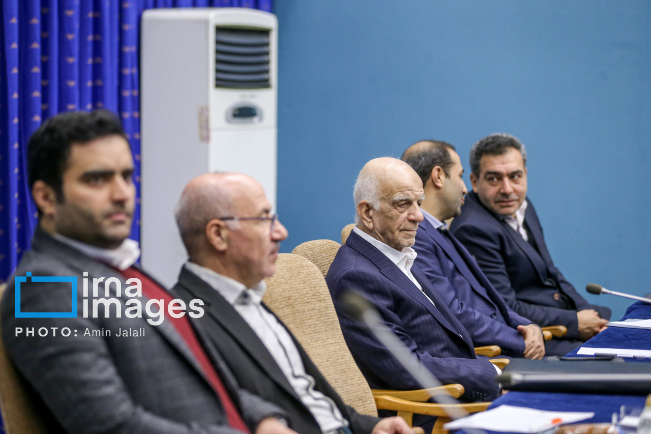 افتتاح و بهره برداری از طرح های نفت و نیرو