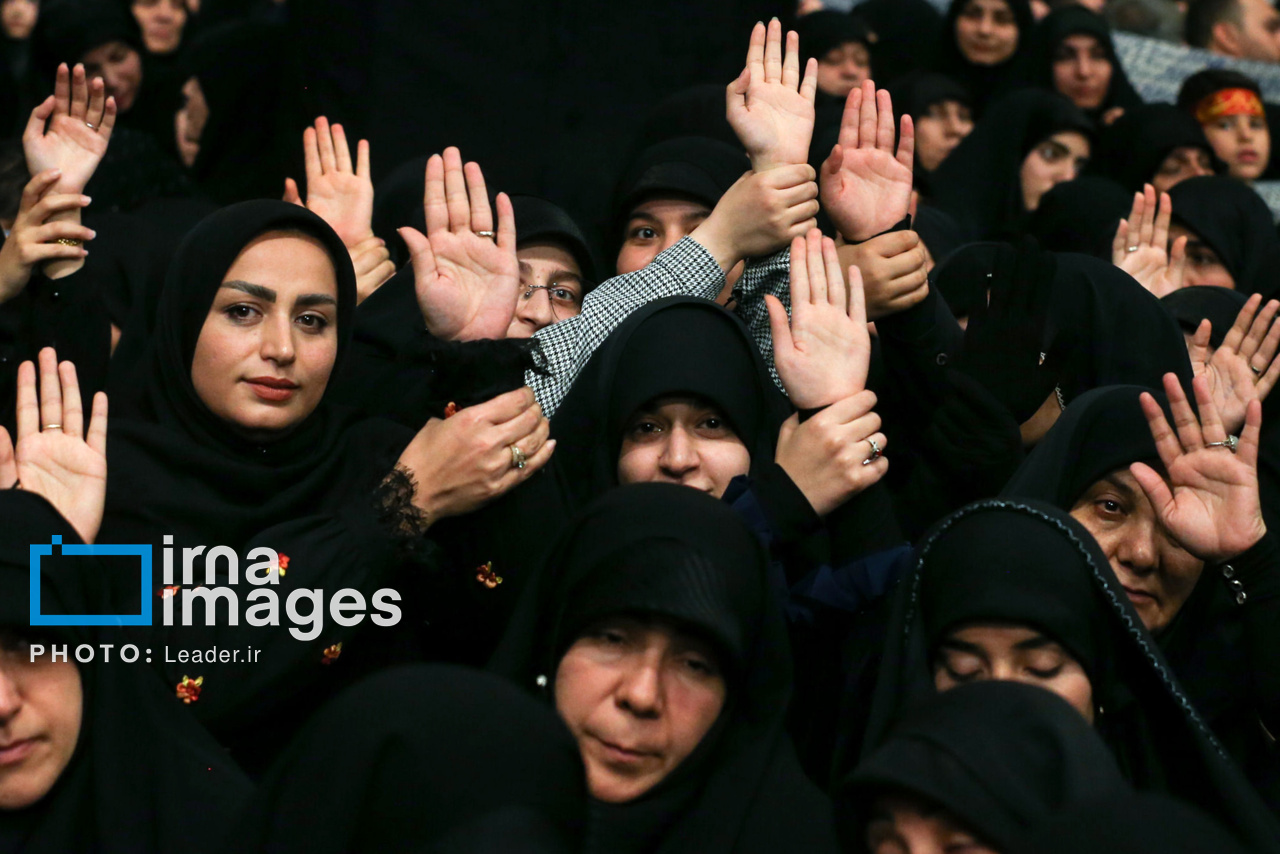 نخستین شب عزاداری ایام فاطمیه با حضور رهبر انقلاب