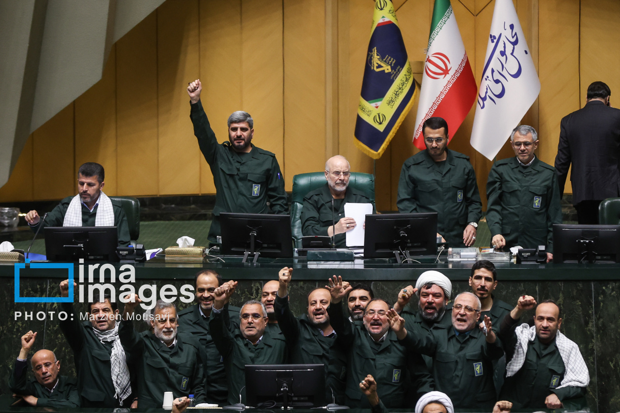 مراسم سالروز ورود امام خمینی(ره) به کشور