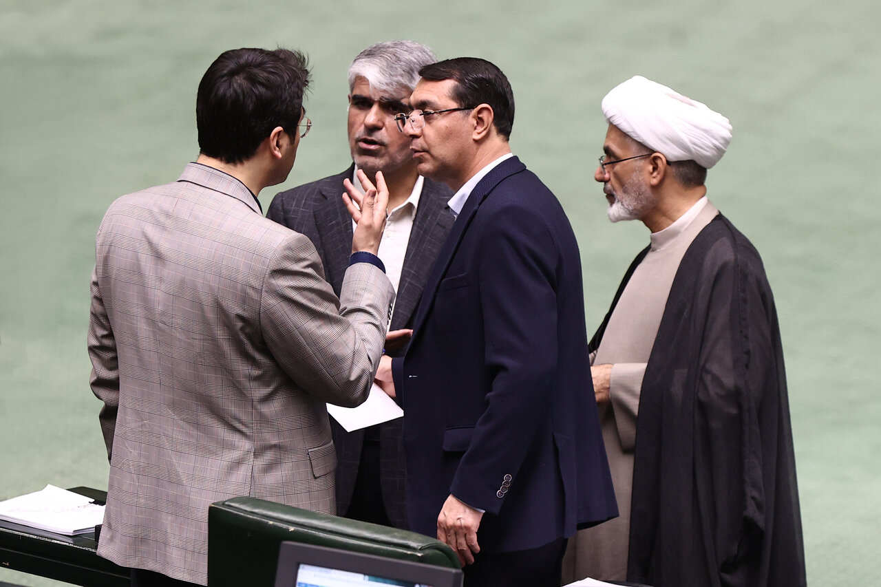 نشست علنی مجلس