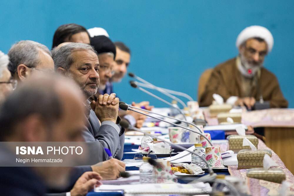 جلسه شورای عالی انقلاب فرهنگی