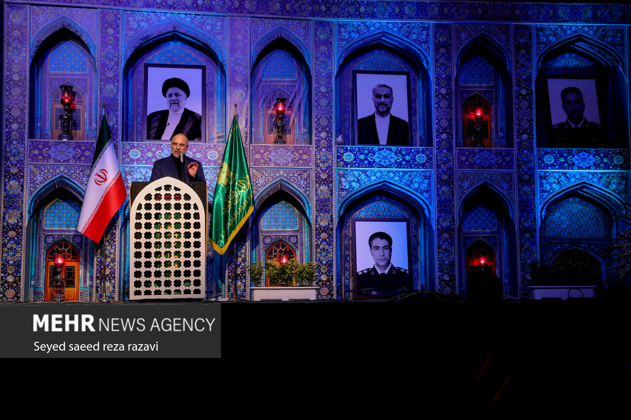 حضور قالیباف در مراسم هفتمین روز عروج شهیدان خدمت