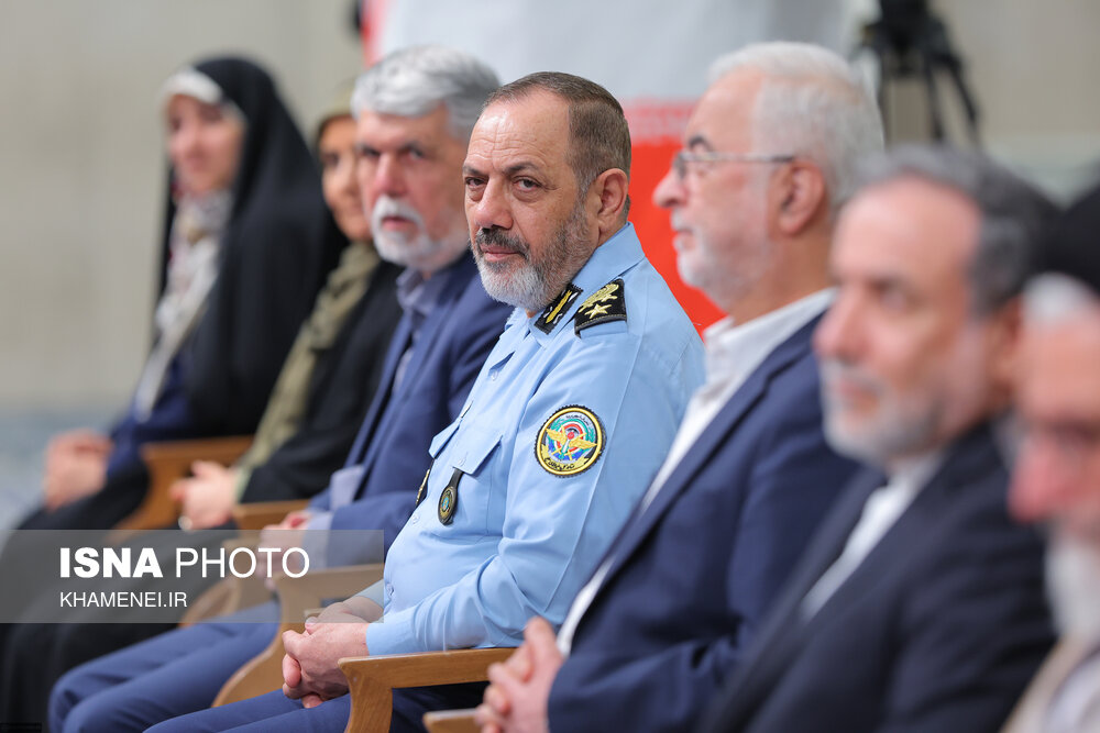 دیدار رئیس‌جمهور و اعضای هیئت دولت با رهبر انقلاب