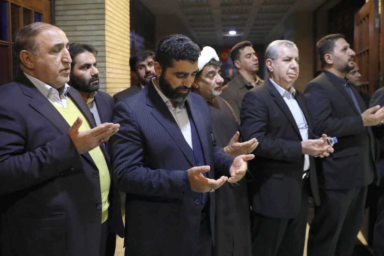 مراسم گرامیداشت درگذشت فرزند نماینده مردم لردگان در مجلس