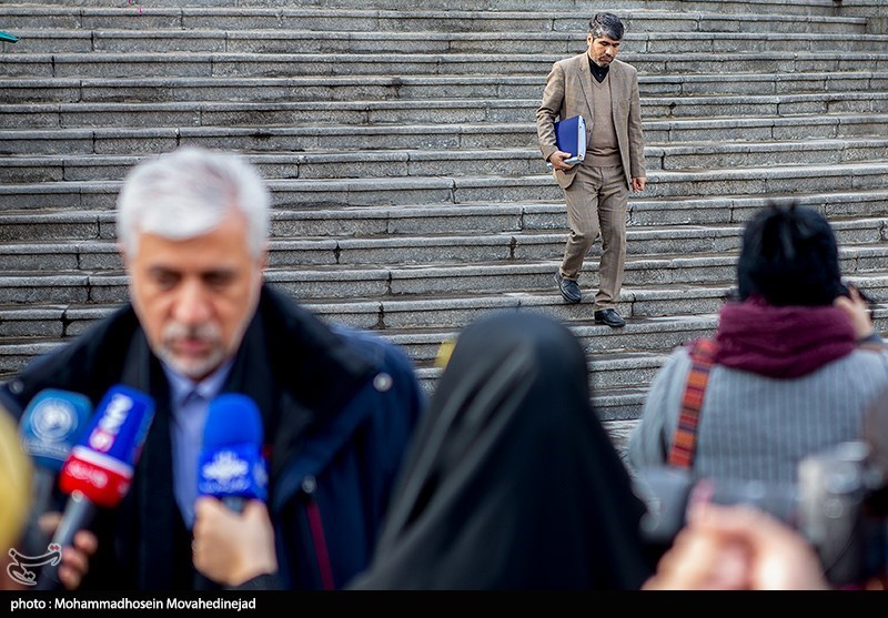 حاشیه جلسه هیئت دولت