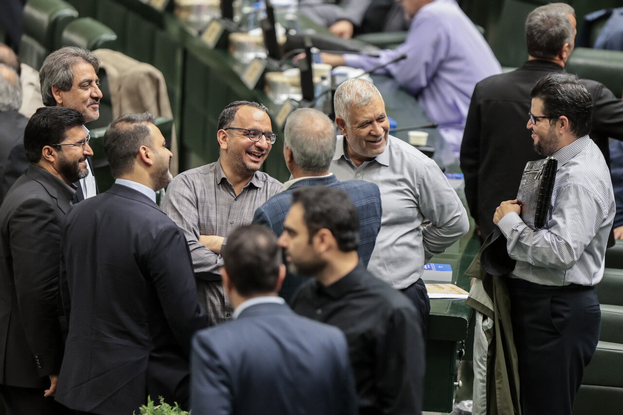 صحن علنی 25 تیرماه مجلس