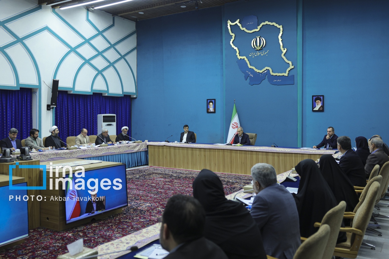 جلسه شورای عالی جوانان با حضور رییس جمهور