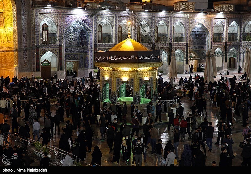  احیای شب بیست و یکم در حرم امام رضا (ع)