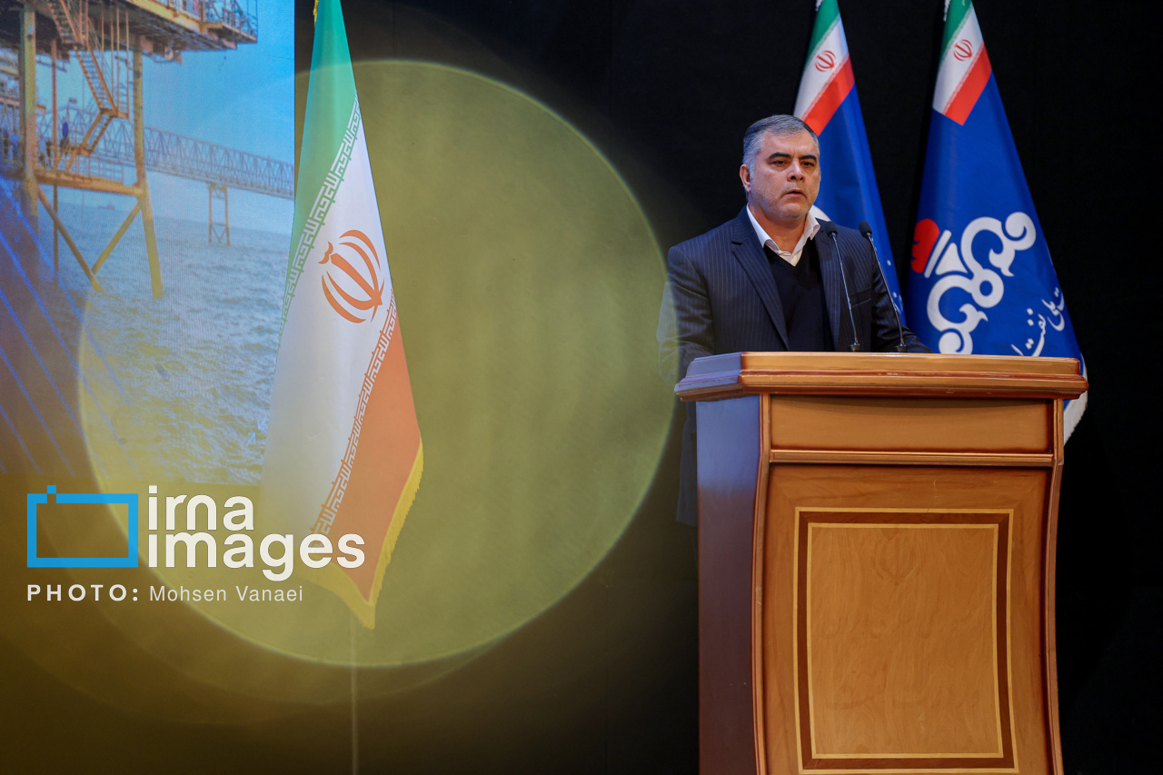 امضای قراردادهای میدان گازی مشترک پارس جنوبی