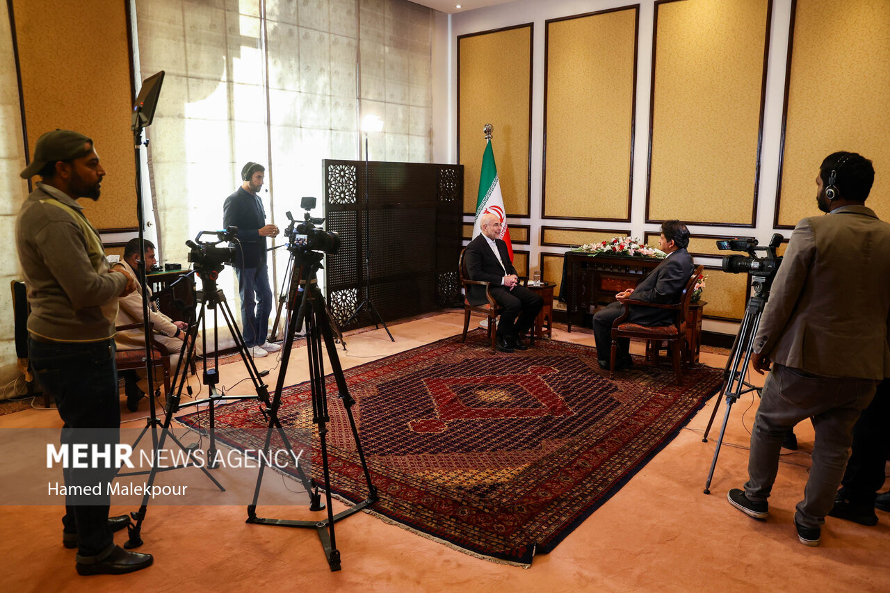 دومین روز سفر رئیس مجلس به پاکستان