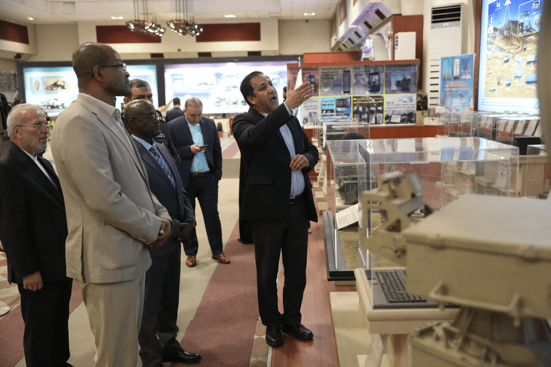 بازدید چافو از دستاوردهای دفاعی ایران