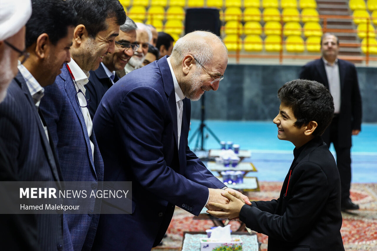 سفر رئیس مجلس به مشهد مقدس