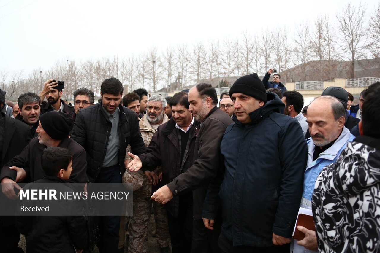 بازدید مخبر از مناطق زلزله‌زده خوی