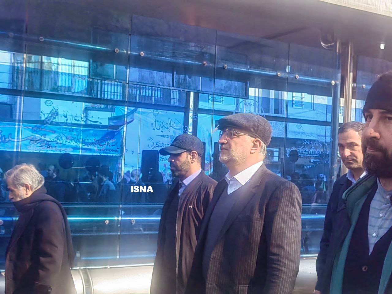  حضور مسئولین در راهپیمایی ۲۲ بهمن