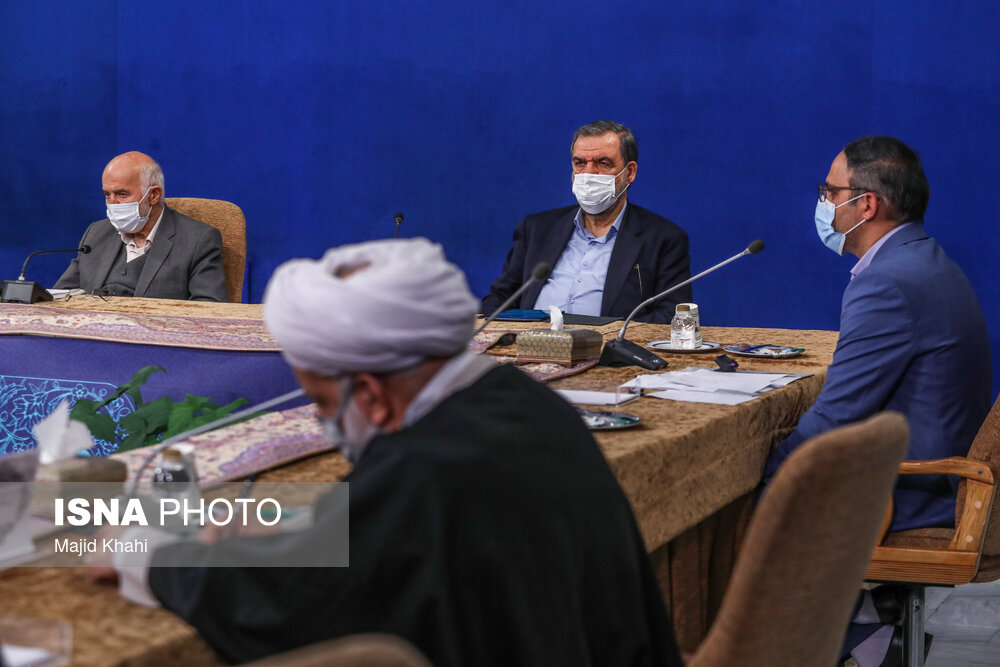 نشست اقتصاددانان با رییس جمهور