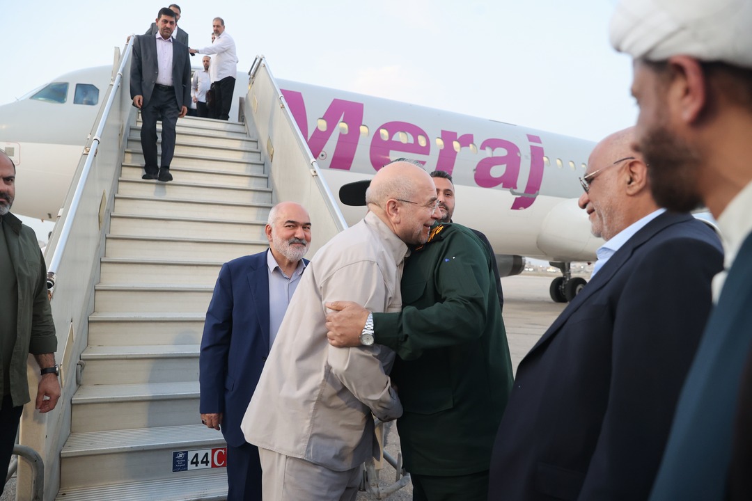  رئیس مجلس در فرودگاه بین المللی آبادان