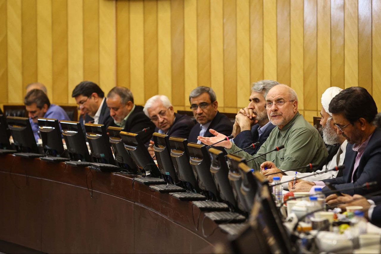  نشست مجمع نمایندگان استان های شرق کشور با حضور قالیباف