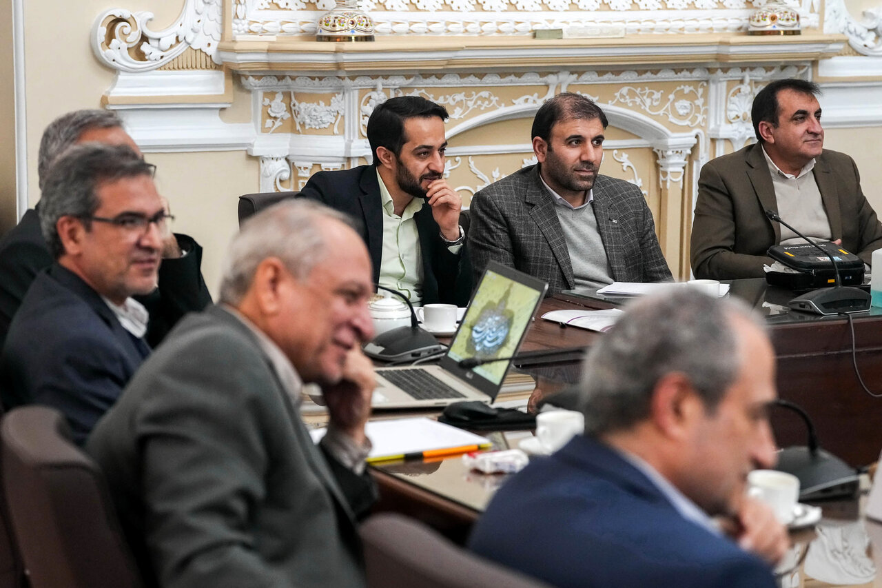 دیدار وزیر علوم و جمعی از رؤسای دانشگاه‌ها با قالیباف