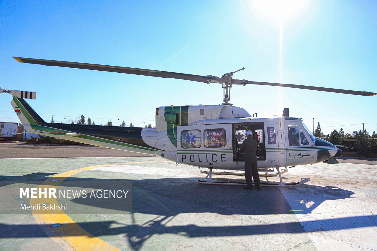 گلباران هوایی گلزار شهدای قم