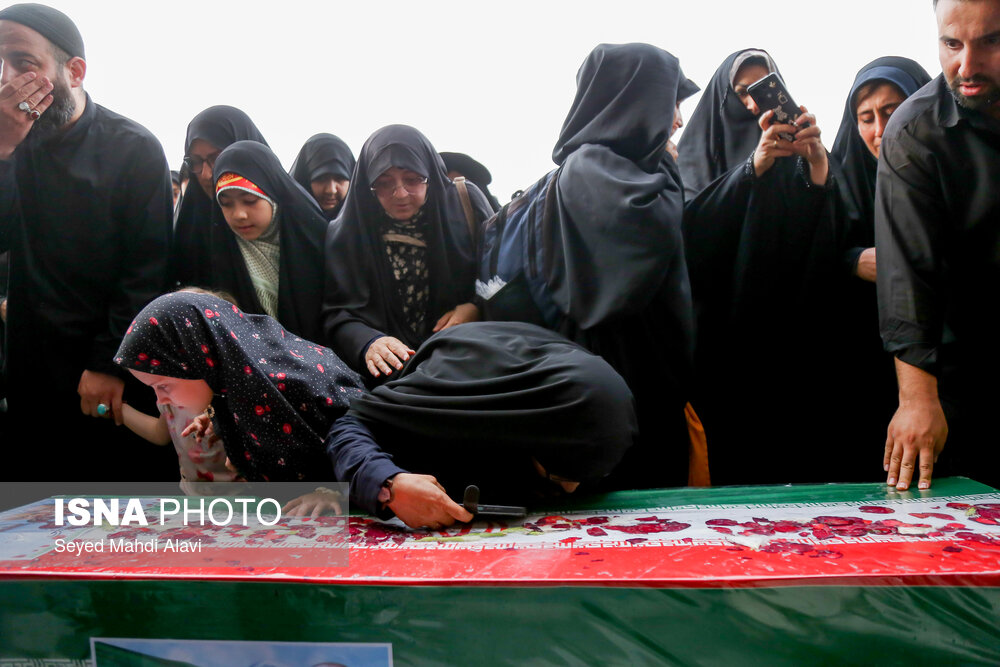 تشییع و تدفین پیکر شهید میثم سلگی