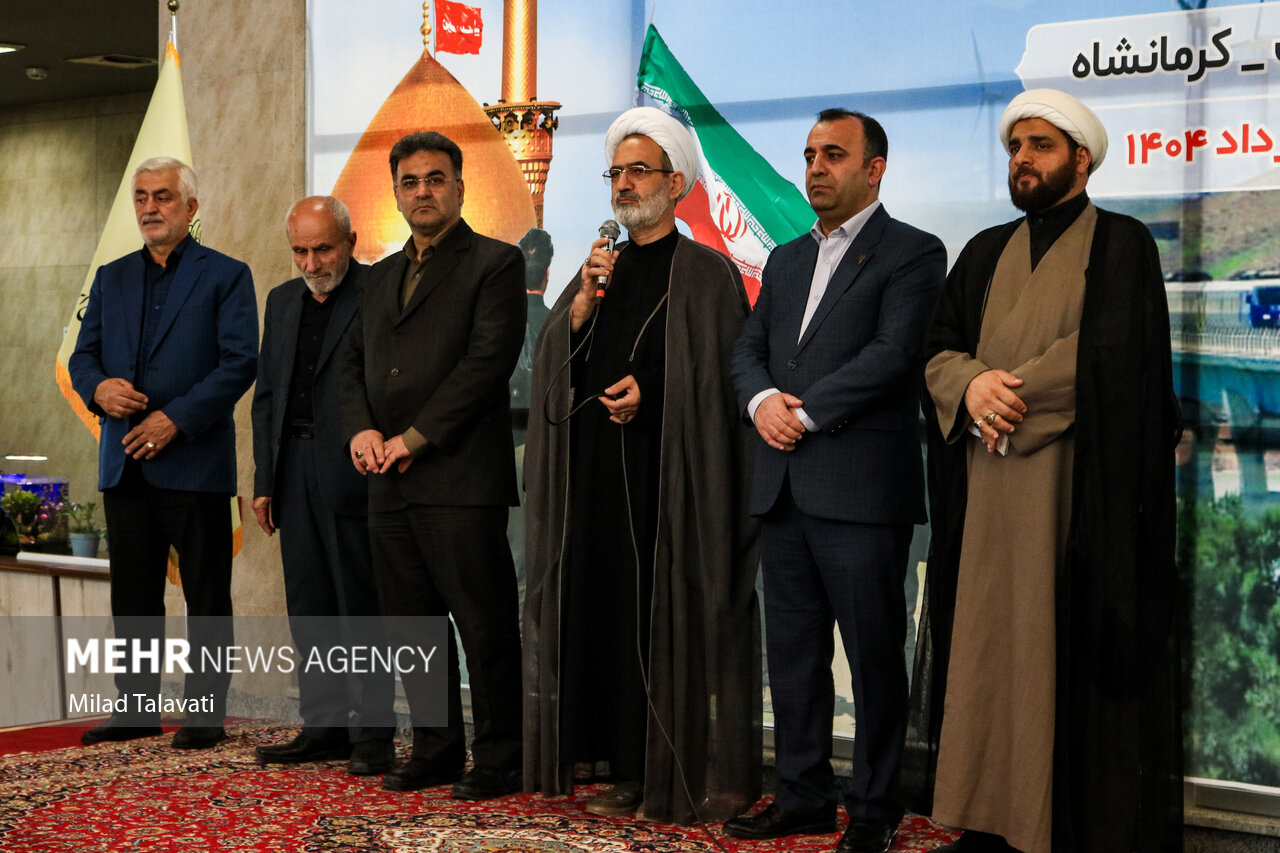 حرکت نخستین قطار زائران گیلانی اربعین حسینی به کرمانشاه