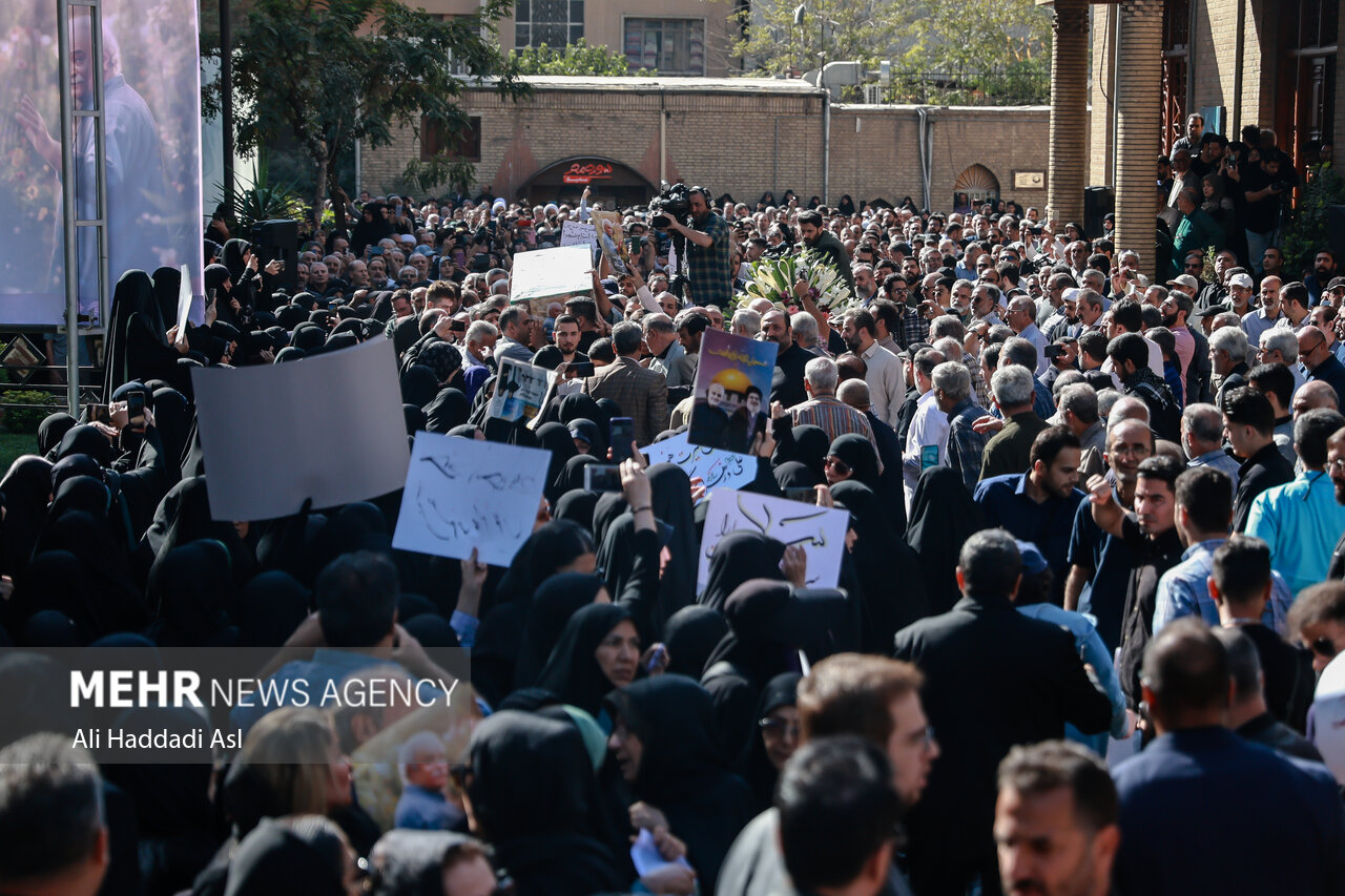 مراسم تشییع پیکر محمد کاسبی