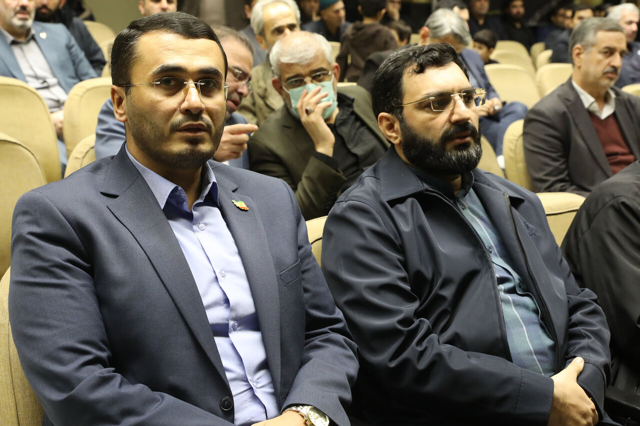 حضور قالیباف در مراسم ختم همسر و فرزندان معاون رئیس جمهور