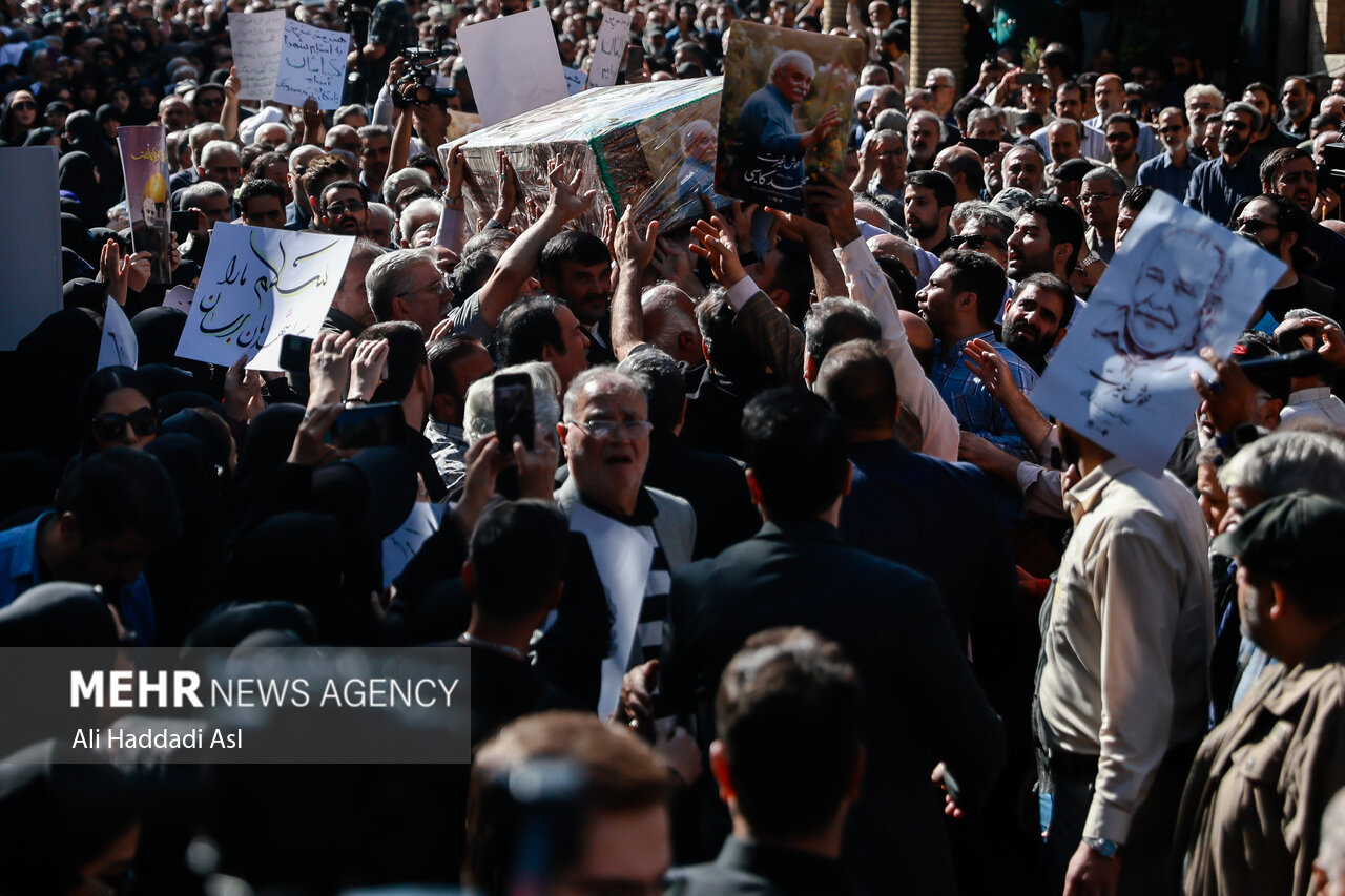 مراسم تشییع پیکر محمد کاسبی