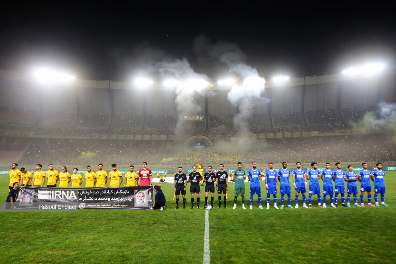 لیگ برتر فوتبال- سپاهان و استقلال