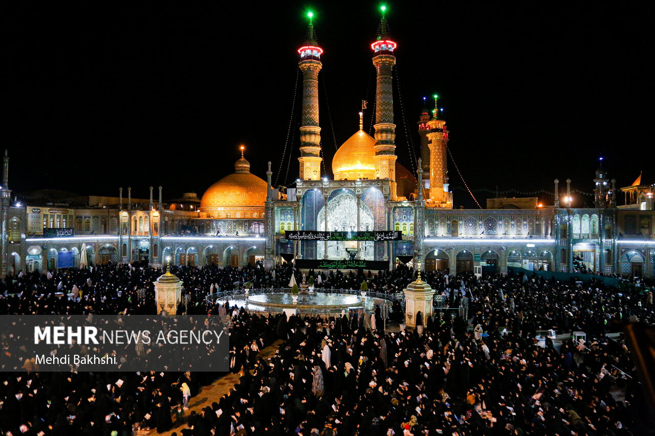 مراسم احیای شب قدر در حرم حضرت معصومه(س)