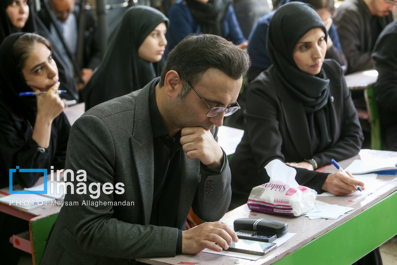 بقائی در مدرسه آسیب دیده شهید محلاتی