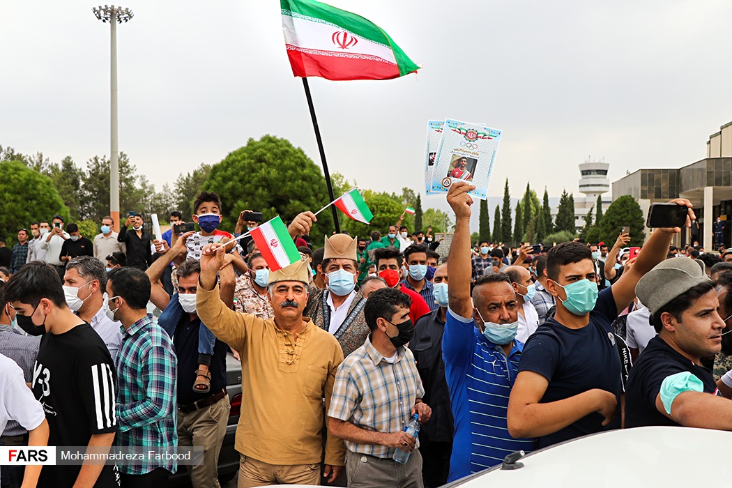 استقبال از برادران گرایی