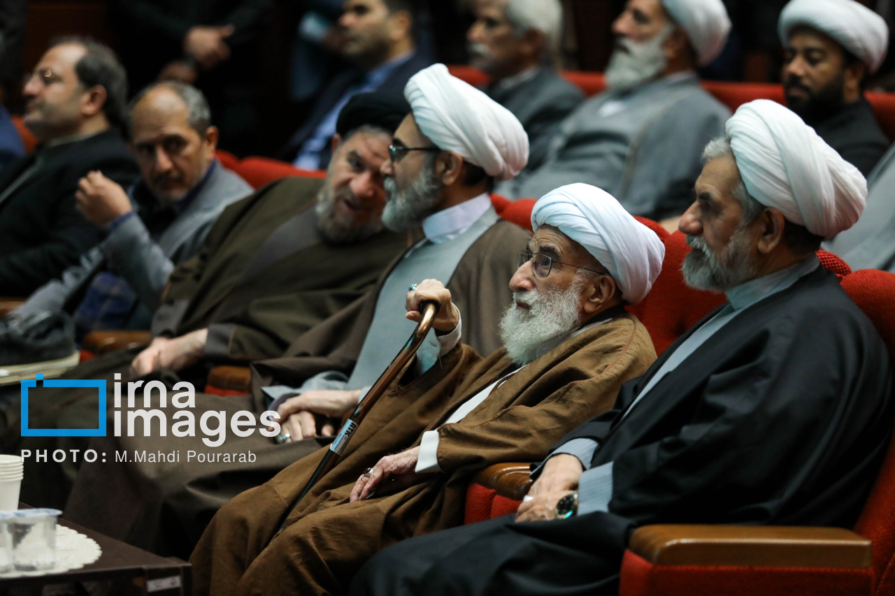  همایش سراسری خادمان حضور با حضور قالیباف 