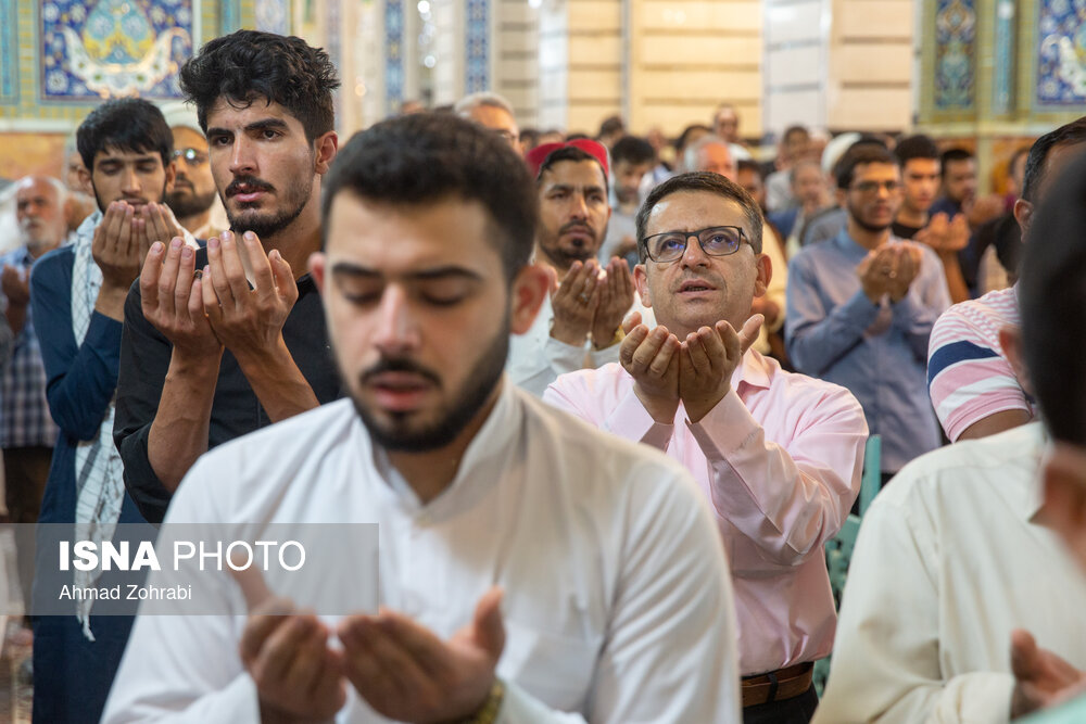 نماز عید سعید قربان در حرم حضرت فاطمه معصومه(س)
