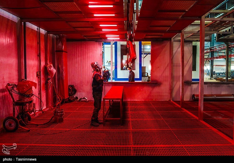 بازدید وزرای دفاع و راه  از کارخانه ساختمان سازی وزارت دفاع 