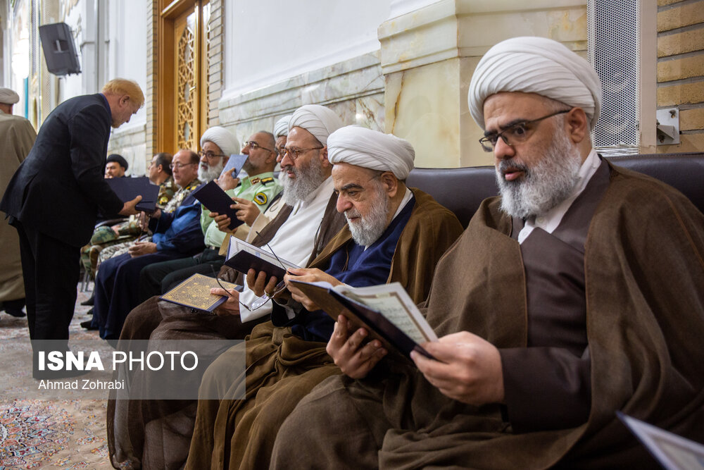 مراسم بزرگداشت شهدای خدمت در حرم حضرت فاطمه معصومه(س)