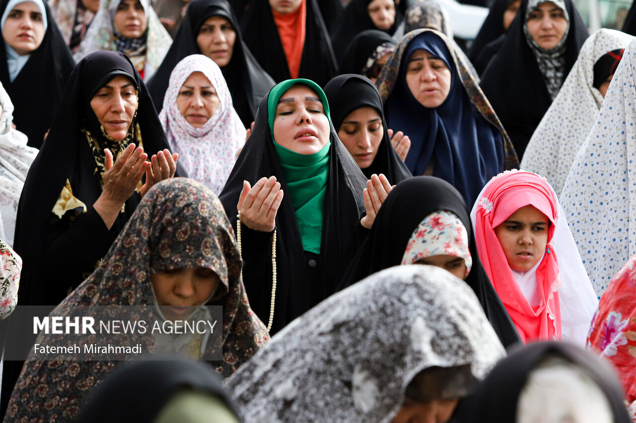 اقامه نماز عید سعید فطر در مصلی امام خمینی (ره)