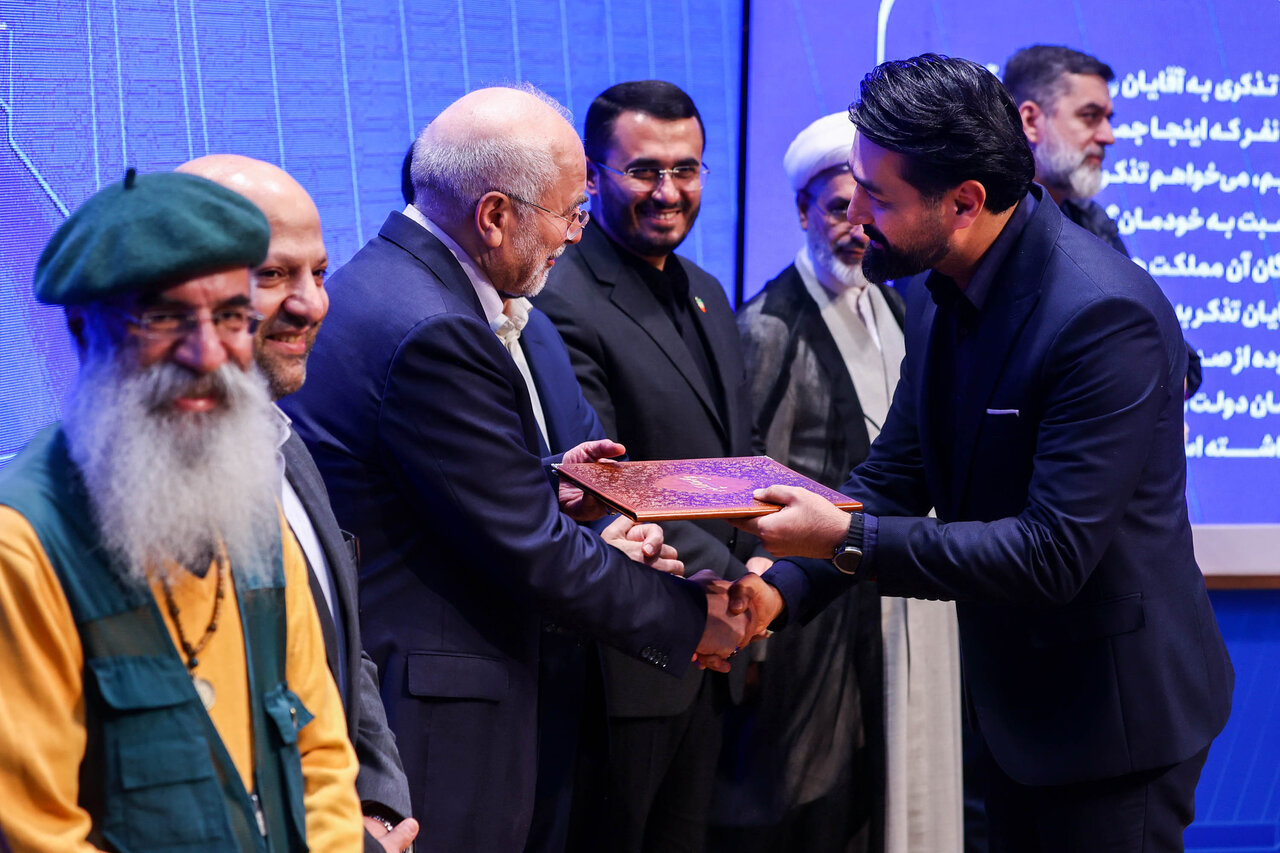 اختتامیه دومین جشنواره رسانه‌ای بهارستان با حضور قالیباف